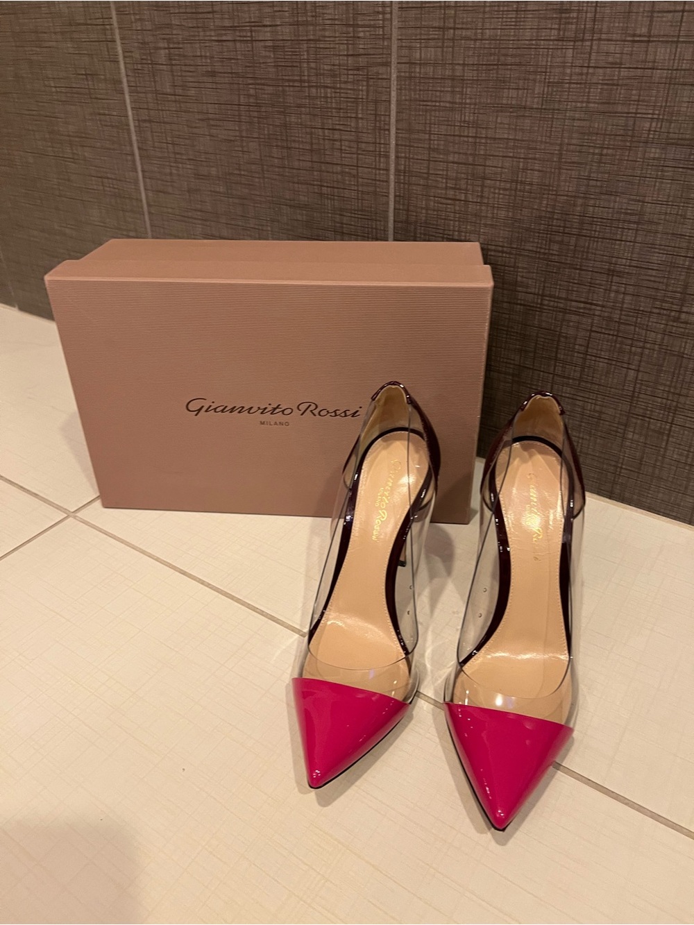 Gianvito Rossi Hot Pink Patent Pointed Toe Clear-Side Pumps